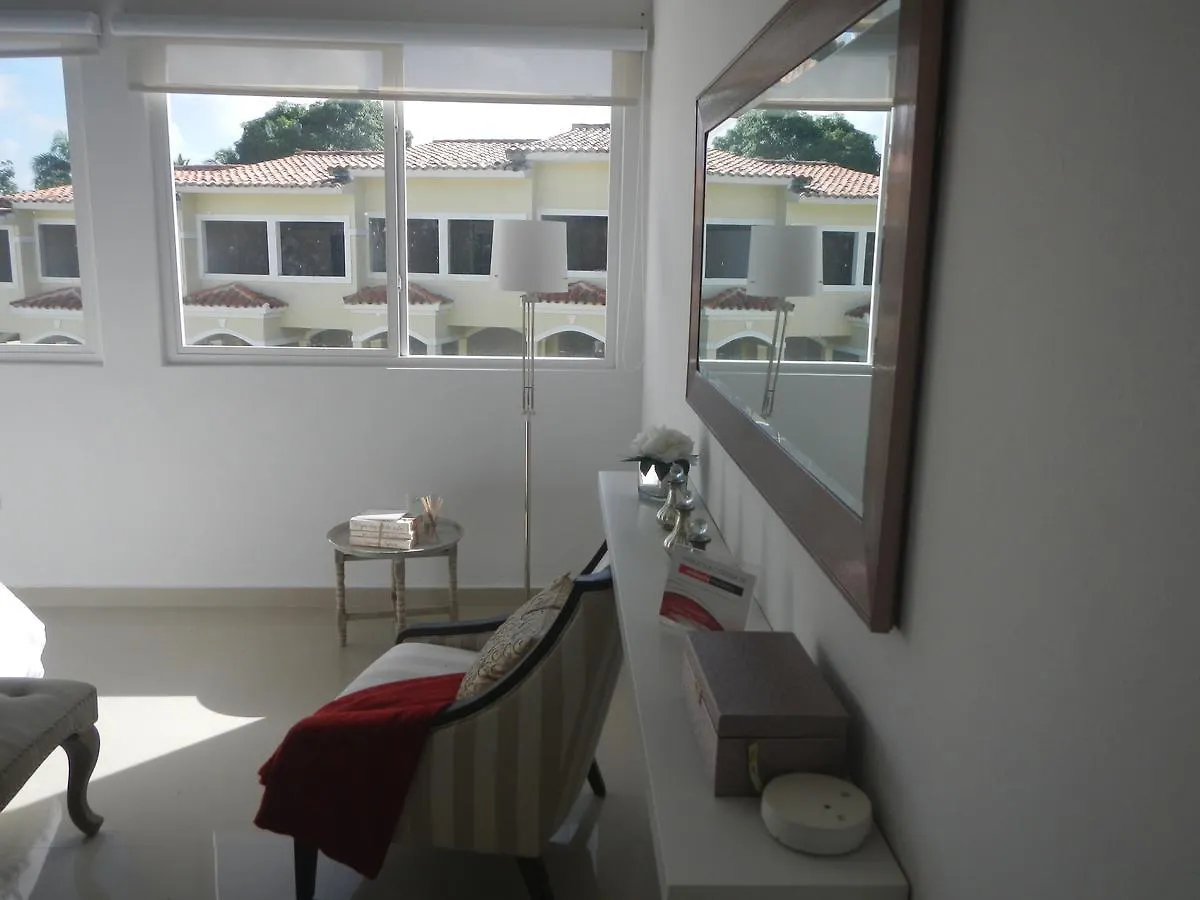 アパート Cupey Park Residence La Marina